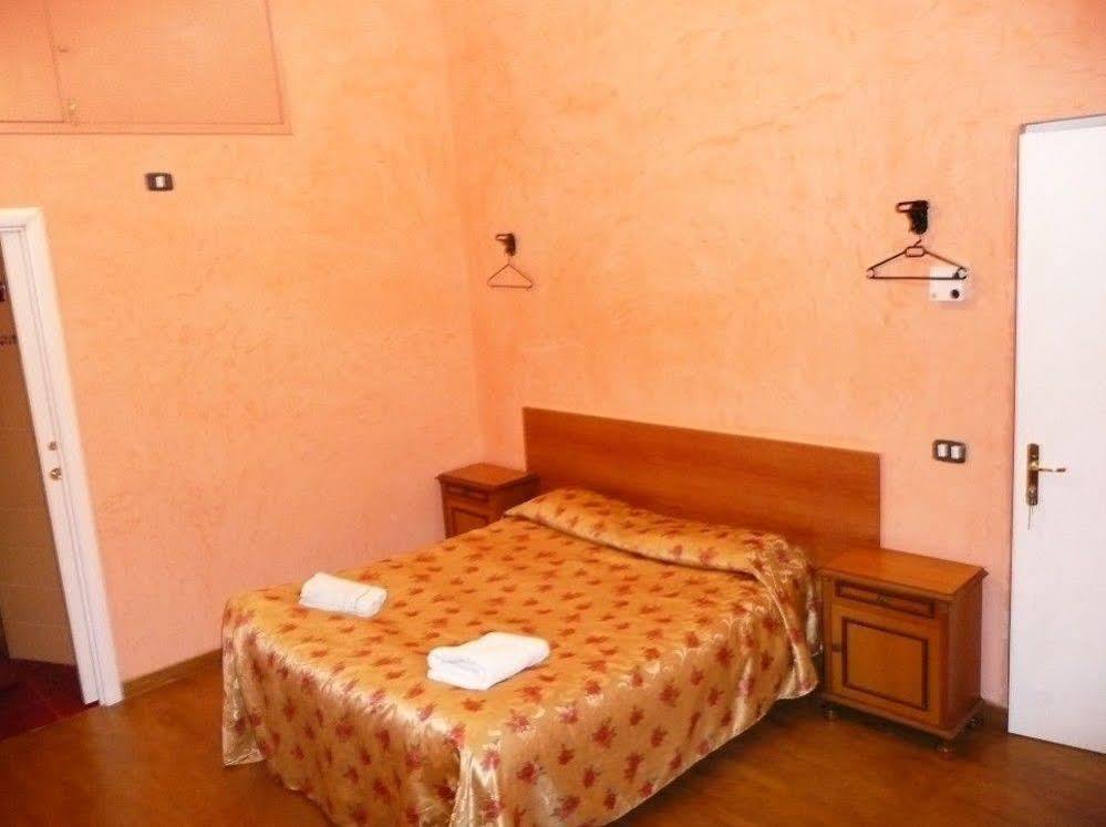 Magic Place Guest House روما المظهر الخارجي الصورة
